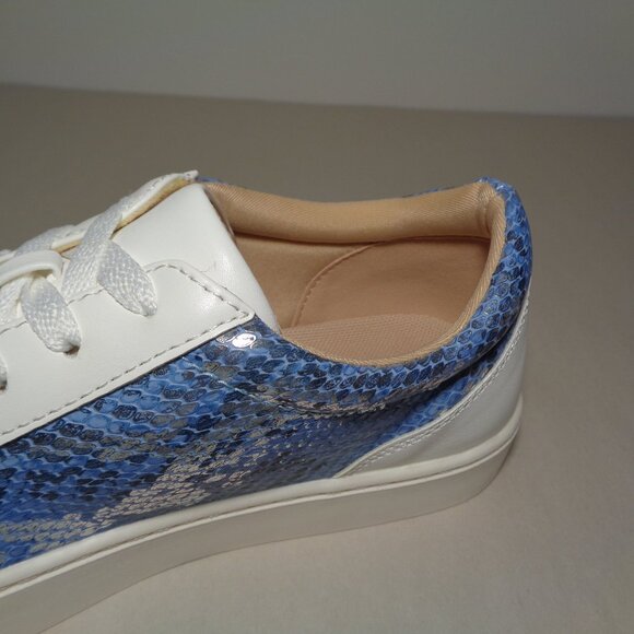 Journee Collection Size 7.5 M / LYNZ / Blue / Sneakers / New Women's Shoes - Picture 15 of 16